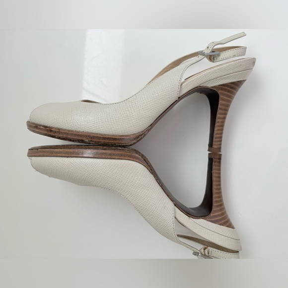 Cole Haan  Nike air Cream Elegant Leather Peep Toe Heel Slingback Sz 8.5/3” Heel - Picture 9 of 14